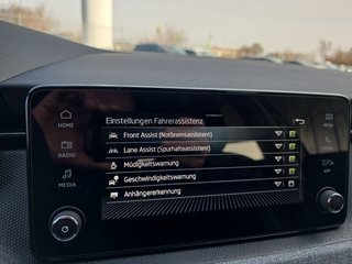 Skoda Kamiq Selection 1,0TSI DSG AHK/Kamera/LED/Kessy/Winterp.  ** - foto 39