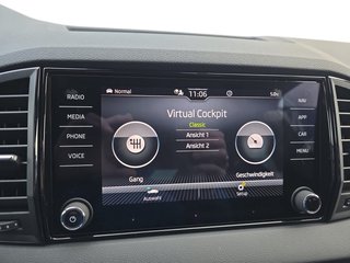 Skoda Karoq Sportline 1,5TSI DSG aAHK/Matrix/Kessy/Winterp.    ** - bilder 33