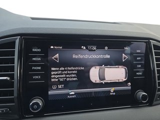 Skoda Karoq Sportline 1,5TSI DSG aAHK/Matrix/Kessy/Winterp.    ** - bilder 35