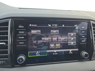 Skoda Karoq Sportline 1,5TSI DSG aAHK/Matrix/Kessy/Winterp.    ** - bilder 45