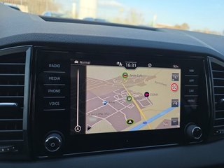 Skoda Karoq Sportline 1,5TSI DSG 4*J.Gar/Pano/aAHK/Matrix/Navi    ** - bilder 29