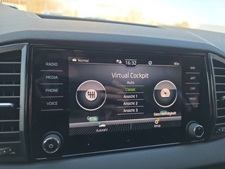 Skoda Karoq Sportline 1,5TSI DSG 4*J.Gar/Pano/aAHK/Matrix/Navi    ** - bilder 33