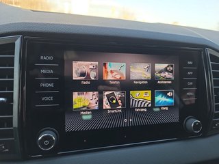 Skoda Karoq Sportline 1,5TSI DSG 4*J.Gar/Pano/aAHK/Matrix/Navi    ** - bilder 40