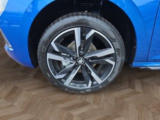 Skoda Kamiq Monte Carlo 1,5TSI DSG 4*J.Gar/AHK/18*Alu/el.Klappe  ** - foto 11