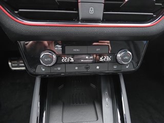 Skoda Kamiq Monte Carlo 1,5TSI DSG 4*J.Gar/AHK/18*Alu/el.Klappe  ** - foto 24