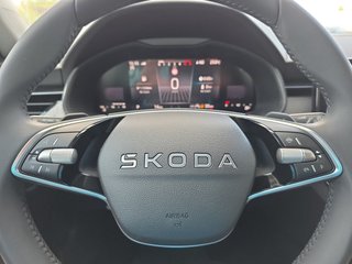 Skoda Kamiq Selection 1,0TSI DSG Kessy/Kamera/Temp/2-Z.Klimaaut.   ** - foto 15