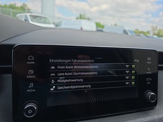 Skoda Kamiq Selection 1,0TSI DSG Kessy/Kamera/Temp/2-Z.Klimaaut.   ** - foto 40