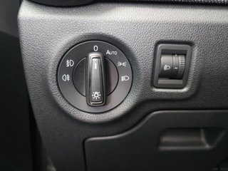 Skoda Fabia 1,0TSI DSG 5*J.Gar/LED/Winterp/Temp.   ** - bilder 14