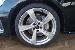 Audi A4 Avant S-Line 40TFSI 4*J.Gar/Navi/Kamera/el.Klappe  ** - bilder 23