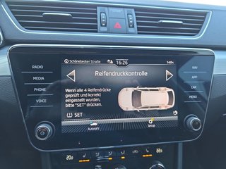 Skoda Superb Combi 1,5TSI DSG Navi/Kamera/el.Klappe/Kessy         ** - bilder 30