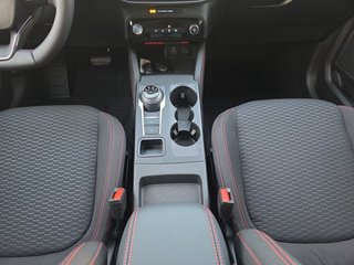 Ford Kuga ST-Line 1,5 186PS Aut.5*J.Gar/LED/Navi/Winterp.  ** - foto 7