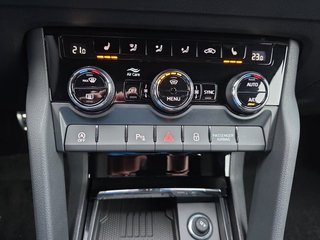 Skoda Karoq Sportline 1,5TSI DSG aAHK/ACC/Matrix/Kessy/el.Klappe - bilder 21