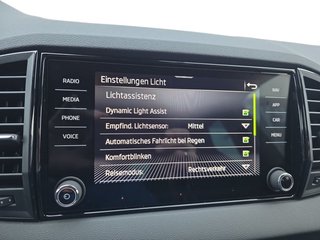 Skoda Karoq Sportline 1,5TSI DSG aAHK/ACC/Matrix/Kessy/el.Klappe - bilder 33