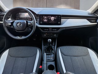 Skoda Kamiq Selection 1,5TSI LED/Kessy/Kamera/Winterp. - foto 6