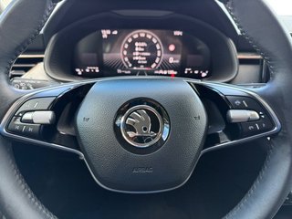 Skoda Kamiq Selection 1,5TSI LED/Kessy/Kamera/Winterp. - foto 17