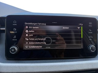 Skoda Kamiq Selection 1,5TSI LED/Kessy/Kamera/Winterp. - foto 39