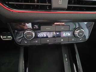 Skoda Kamiq Monte Carlo 1,5TSI DSG AHK/Matrix/el.Klappe - bilder 24