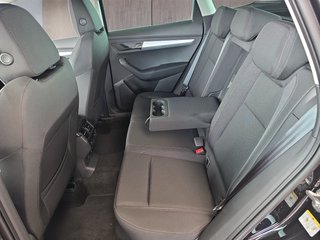 Skoda Karoq 1,5TSI DSG 18*Alu/aAHK/ACC/Kamera/Winterp.       ** - bilder 8