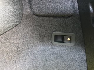 Skoda Karoq 1,5TSI DSG 18*Alu/aAHK/ACC/Kamera/Winterp.       ** - bilder 12