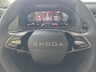 Skoda Karoq 1,5TSI DSG 18*Alu/aAHK/ACC/Kamera/Winterp.       ** - bilder 15
