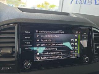 Skoda Karoq 1,5TSI DSG 18*Alu/aAHK/ACC/Kamera/Winterp.       ** - bilder 36