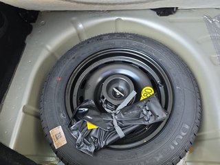 Ford Fiesta 1.2 82PS Ganzjahresreif/Klima/Efh/Mfll - foto 12