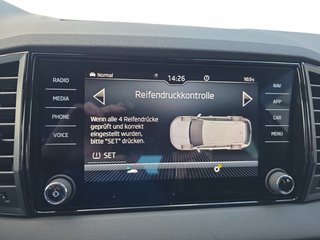 Skoda Karoq Sportline 2,0TDI DSG 4x4 aAHK/4*J.Gar/Matrix/Navi   ** - bilder 31