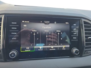 Skoda Karoq Sportline 2,0TDI DSG 4x4 aAHK/4*J.Gar/Matrix/Navi   ** - bilder 43