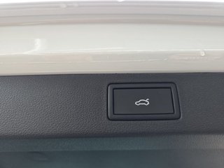 Skoda Kamiq Monte Carlo 1,5TSI DSG 4*J.Gar/AHK/18*Alu/el.Klappe  ** - bilder 19