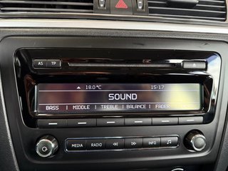 Skoda Rapid Spaceback Eleg.1,2TSI 105PS 16*Alu/Temp/Sitzhz/Klimaaut. - bilder 21