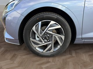 Hyundai i20 1.0 T-GDI Navi/Kamera/LED/Winterp.  ** - foto 11