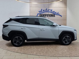 Hyundai TUCSON 1.6 T-GDI HEV 239PS Navi/LED/Kamera/Keyless   ** - foto 1