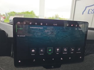 Skoda Superb Combi 2,0TDI DSG Navi/DCC/ACC/Kamera/Sitzhz.  ** - foto 35