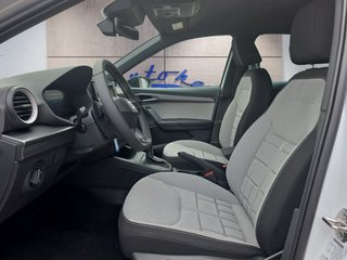 SEAT Arona FR 1,5TSI DSG aAHK/LED/ACC/Kamera/Winterp.  ** - bilder 4