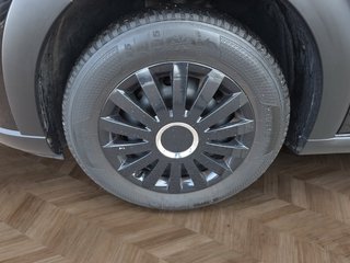 Citroën C3 Shine 1.2 110PS Alu/WR/Kamera/AHK/Keyless/Klimaaut. - bilder 11
