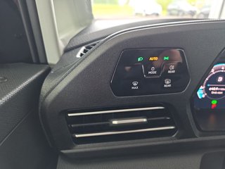 Volkswagen Caddy Life 1,5TSI DSG aAHK/Kamera/ACC/Sitzhz.  ** - foto 13