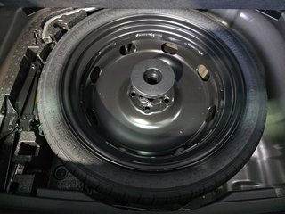 Skoda Karoq Sportline 1,5TSI DSG 4*J.Gar/aAHK/Matrix/Navi  ** - foto 15