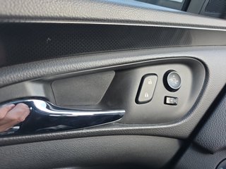 Opel Insignia 2.0CDTI 194PS 4x4 Aut.Vollausstattung - bilder 17