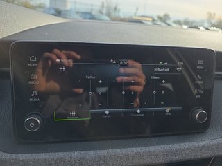 Skoda Kamiq Selection 1,5TSI DSG AHK/Kamera/LED/Kessy/Winterp. - foto 38