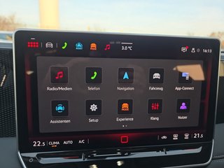 Volkswagen Tiguan 2,0TDI DSG Kamera/LED/ACC/App Connect  ** - foto 22