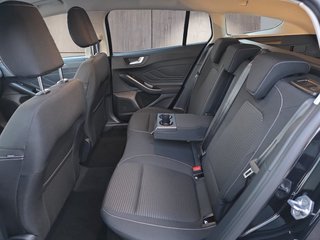 Ford Focus Active X 1,0 155PS aAHK/Navi/Kamera/Winterp. - foto 8