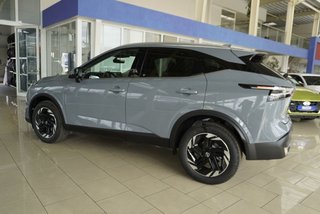 Nissan Qashqai 1,3 DIG-T Xtronic Pano/LED/Navi/Kamera/Keyless  ** - bilder 2