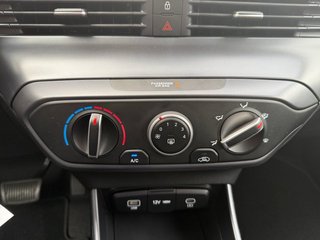 Hyundai i20 Facelift 1.0 T-GDI 7DCT 16*Alu/Navi/Kamera/Temp. - bilder 22