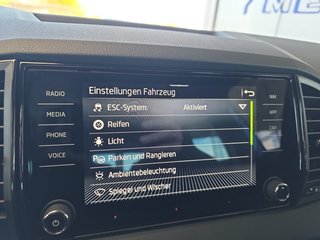Skoda Karoq Sportline 1,5TSI DSG 4*J.Gar/Pano/aAHK/Matrix/Navi    ** - bilder 37