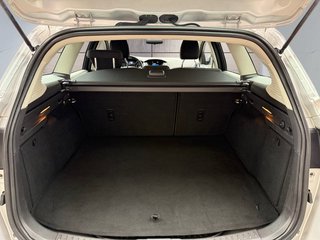 Ford Focus Turnier 1.5TDCi 120PS AHK/Ganzjahresreifen - bilder 11