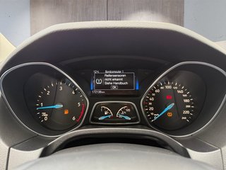 Ford Focus Turnier 1.5TDCi 120PS AHK/Ganzjahresreifen - bilder 12