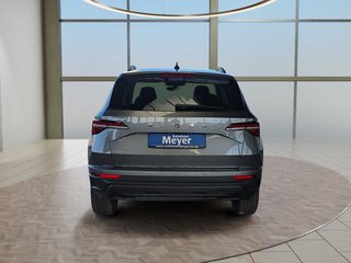 Skoda Karoq 1,5TSI DSG 4*J.Gar/aAHK/Kamera/Kessy/Winterp.  ** - bilder 4