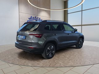 Skoda Karoq 1,5TSI DSG 4*J.Gar/aAHK/Kamera/Kessy/Winterp.  ** - bilder 5