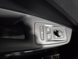 Volkswagen Caddy Maxi Style 1,5TSI DSG LED/Navi/Kamera/Winterp.  ** - bilder 18