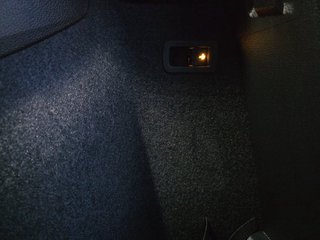 Skoda Karoq Sportline 1,5TSI DSG aAHK/Matrix/Kessy/Winterp.    ** - foto 16